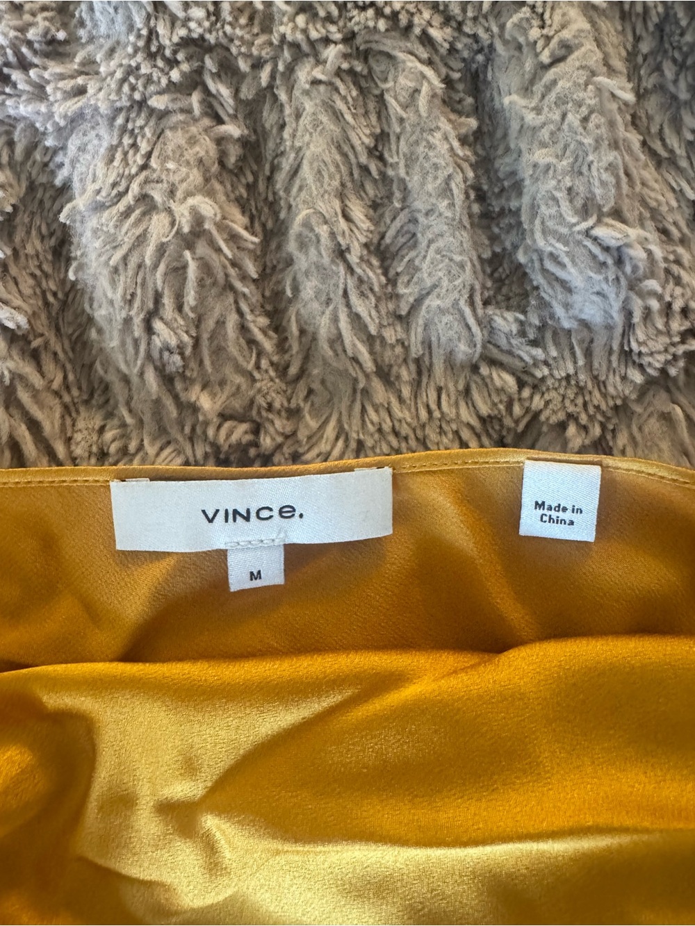 Vince 100% silk top waterfall - Picture 4 of 5